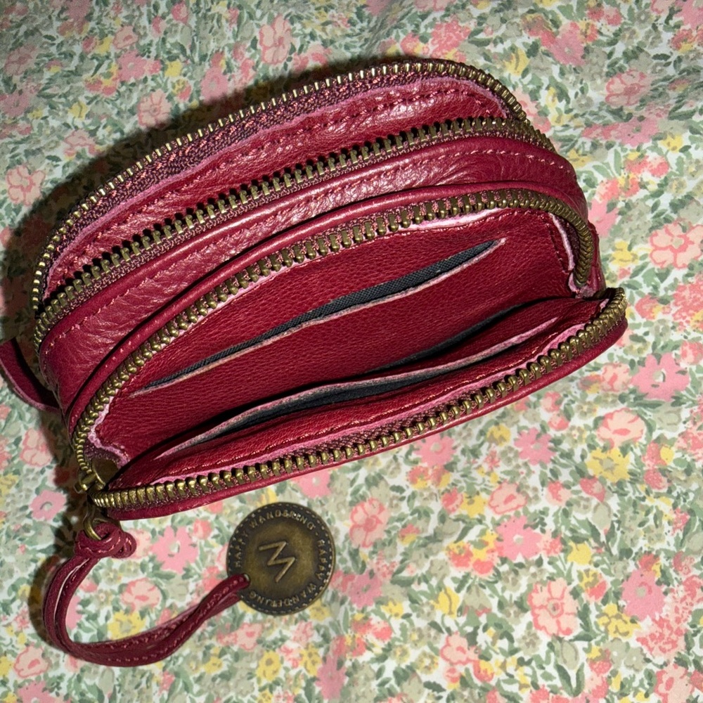 Women's Burgundy Leather Wallet - Picture 7 of 14